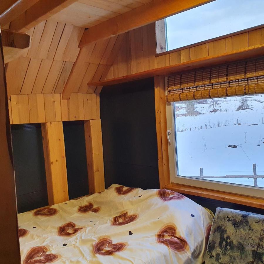 Planinska koliba Ajdanovici Jelovac Nisicka visoravan Olovo  Exteriér fotografie